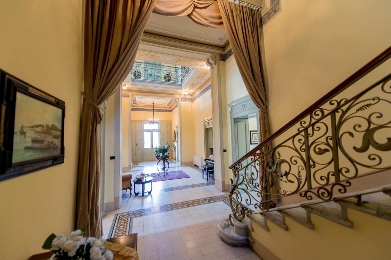 Villa Confalonieri Mandello del Lario Chambre photo