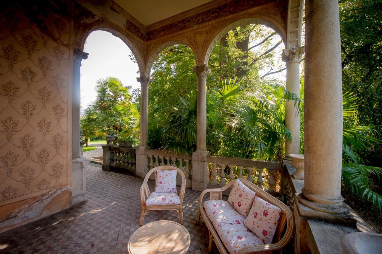 Villa Confalonieri Mandello del Lario Chambre photo